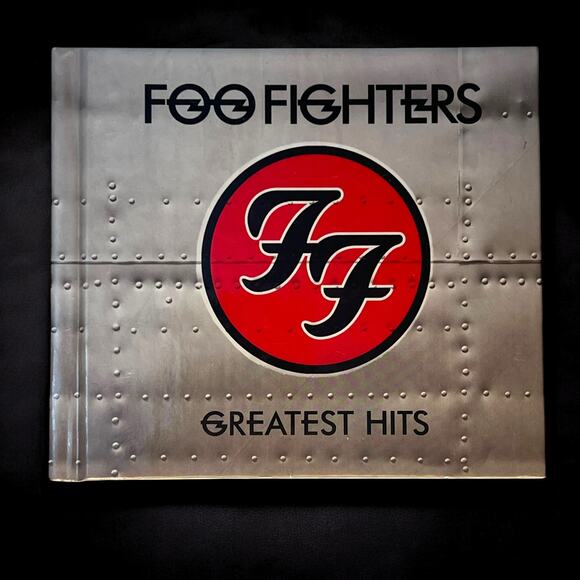 Foo Fighters Greatest Hits CD + Bonus Music Video DVD Deluxe Digipak Set 2009 - Picture 1 of 10